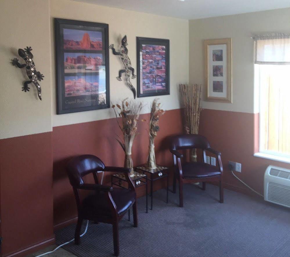 Whispering Sands Motel Hanksville Εξωτερικό φωτογραφία