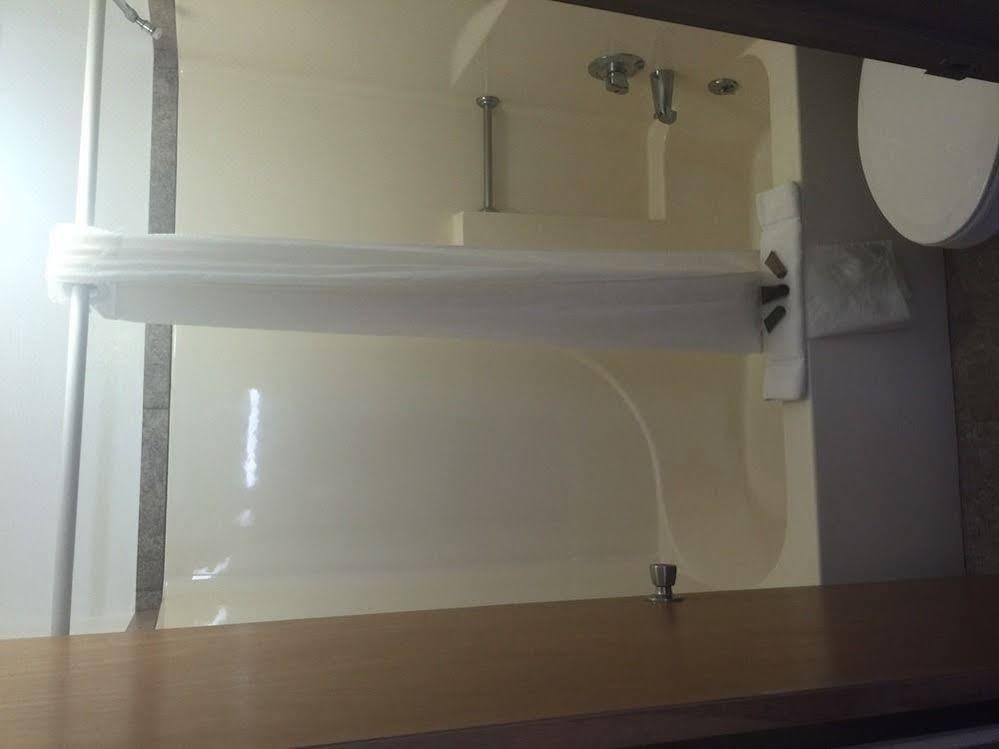 Whispering Sands Motel Hanksville Εξωτερικό φωτογραφία